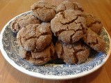 Chewy and Crispy Ginger&nbsp;Cookies
